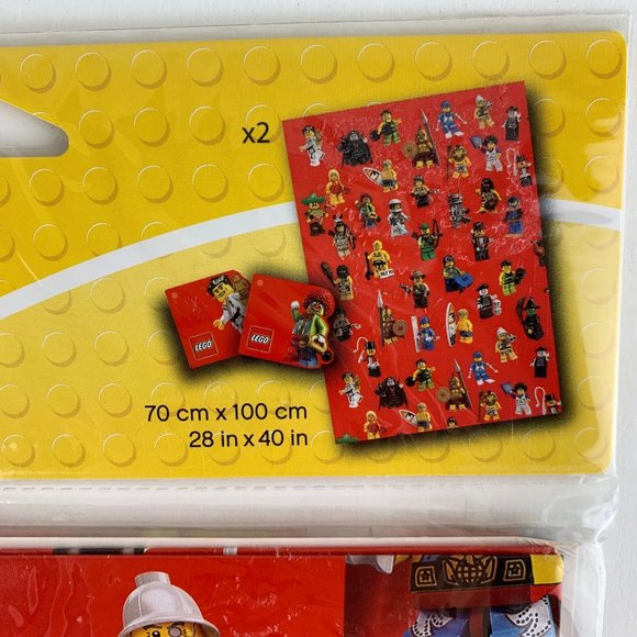 LEGO Bundle Minifig Sticker Book, Wrapping Paper, 30580 Santa Claus Skiing New - Picture 11 of 15